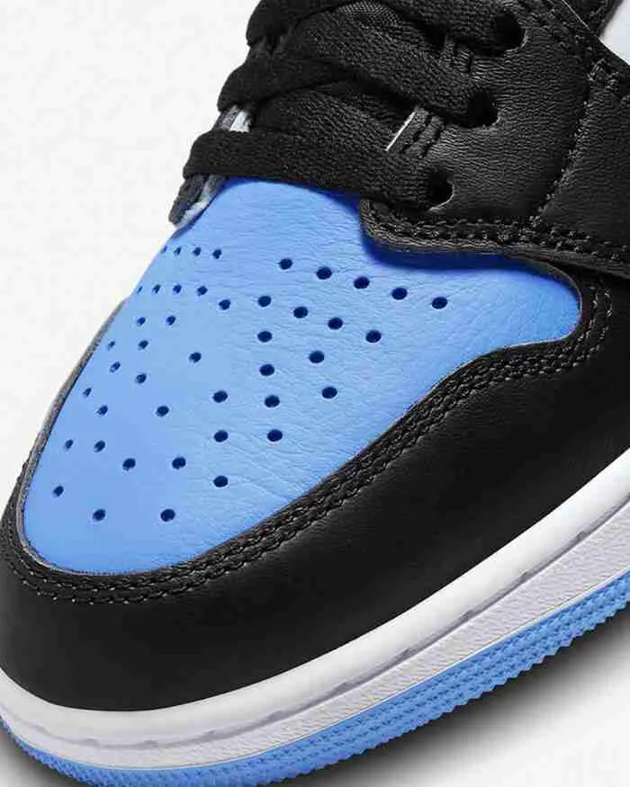 AIR JORDAN