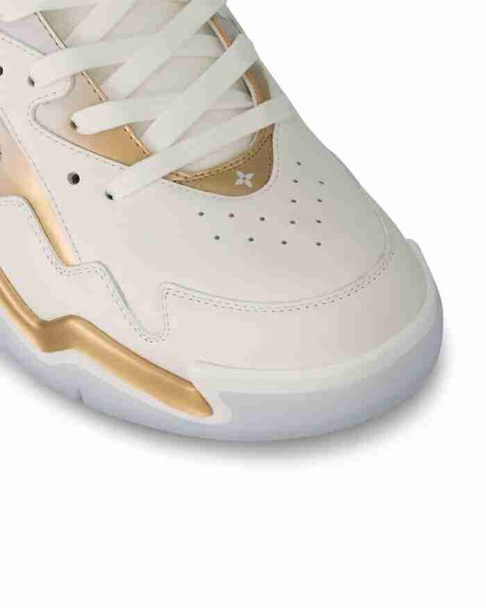 ﻿ LV Trainer 2 Sneaker