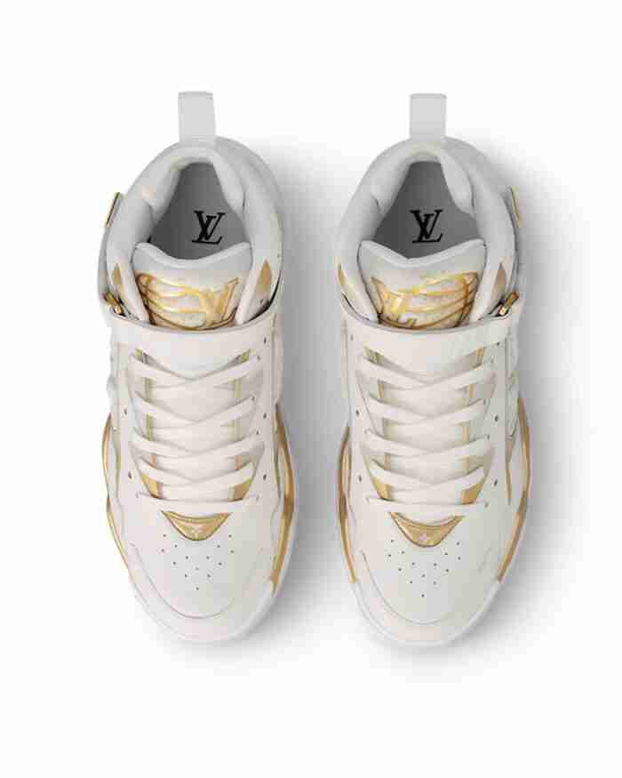 ﻿ LV Trainer 2 Sneaker