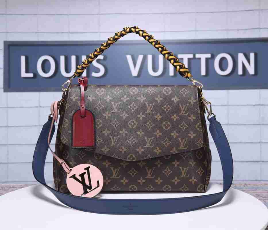 https://bagsoa.com/index.php/product/lv-trainer-sneaker-14/ best luxury handbag brands