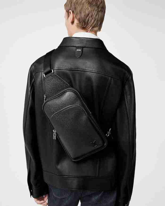 LV Avenue Slingbag NM
